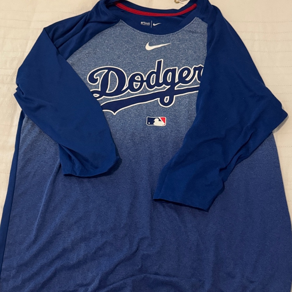 Men’s XL Dodgers Nike Tee